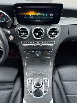 
										Mercedes-Benz C-Class full									
