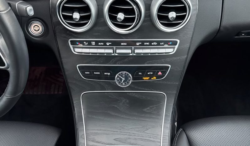 
								Mercedes-Benz C-Class full									