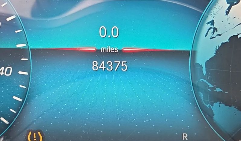 
								MERCEDES-BENZ GLA full									
