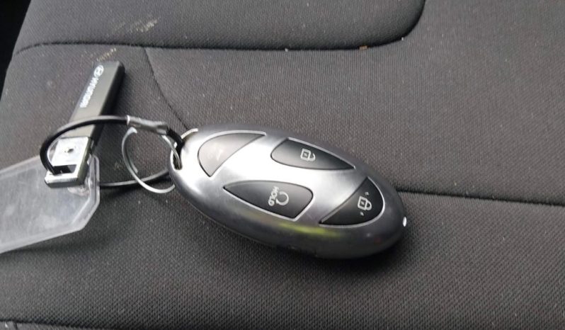 
								Hyundai Elantra full									