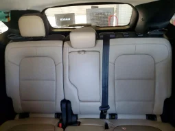 
										Ford Escape full									