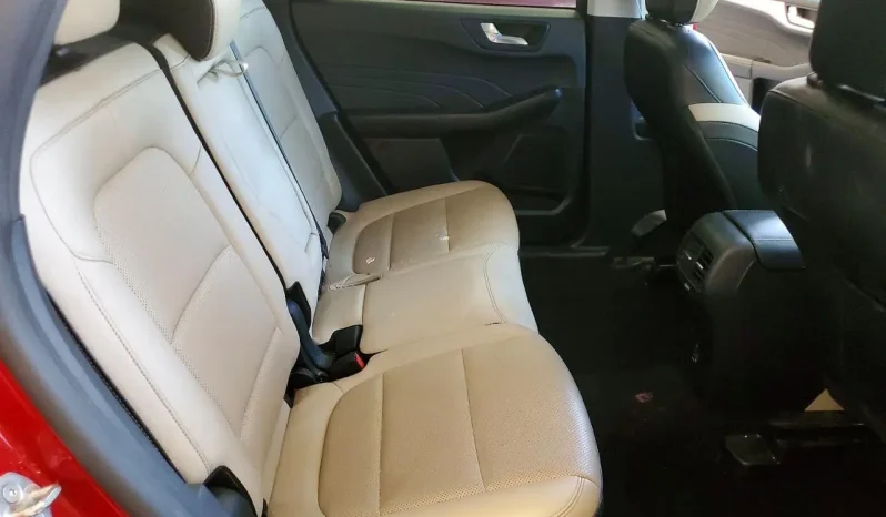 
								Ford Escape full									