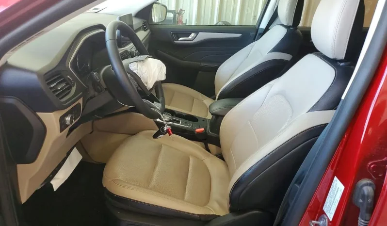 
								Ford Escape full									