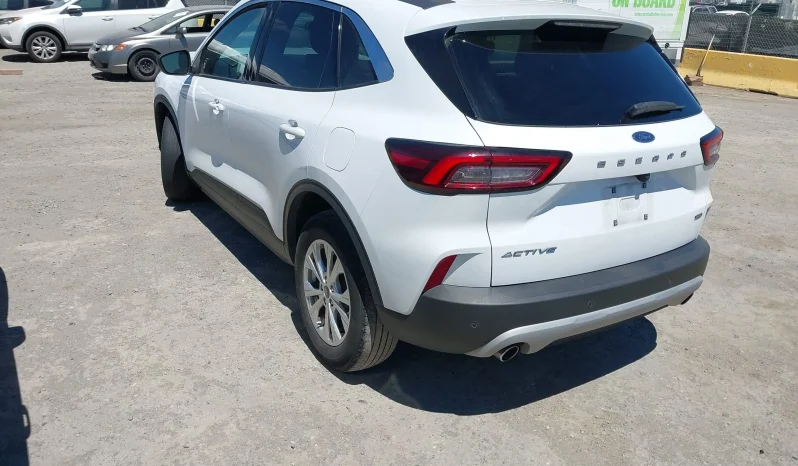 
								Ford Escape full									