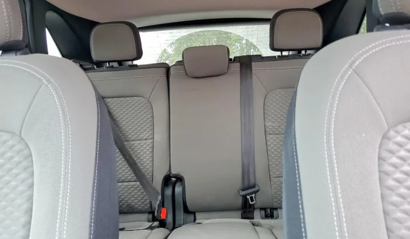 
								Ford Escape full									