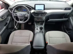 
										Ford Escape full									