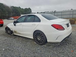 
										Mercedes-Benz C 300 full									