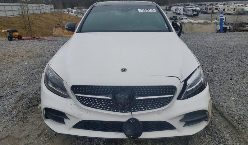
								Mercedes-Benz C 300 full									