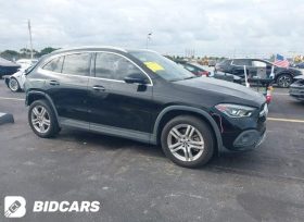 2021 Mercedes-Benz GLA 250