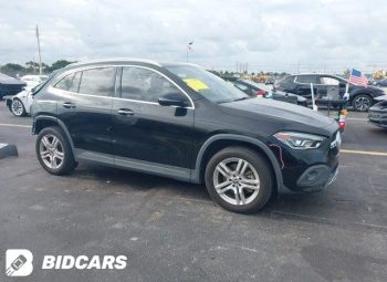 2021 Mercedes-Benz GLA 250