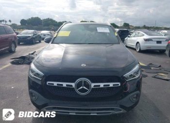 2021 Mercedes-Benz GLA 250