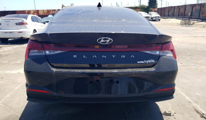 
								Hyundai Elantra full									