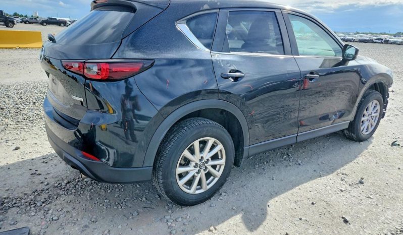 
								Mazda CX-5 full									