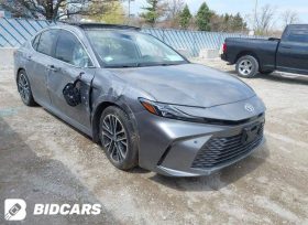 2025 Toyota Camry, Xle