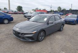 
										Hyundai Elantra full									