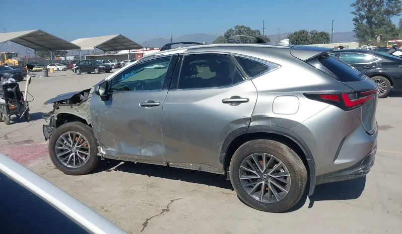 
								Lexus NX 350H full									