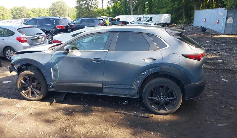 
								Mazda CX-30 full									