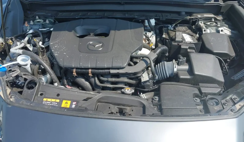 
								Mazda CX-30 full									