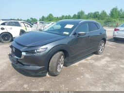 
										Mazda CX-30 full									