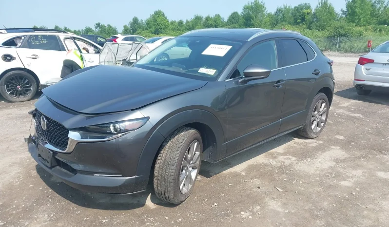 
								Mazda CX-30 full									