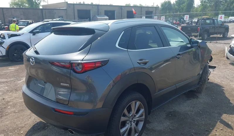 
								Mazda CX-30 full									
