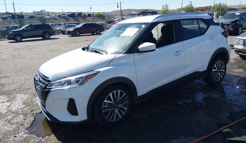 
								Nissan Kicks full									
