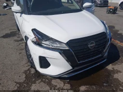 
										Nissan Kicks full									