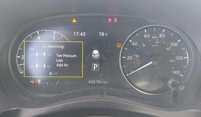 
								Nissan Kicks full									