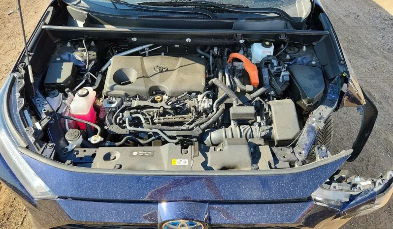 
								Toyota RAV4 full									