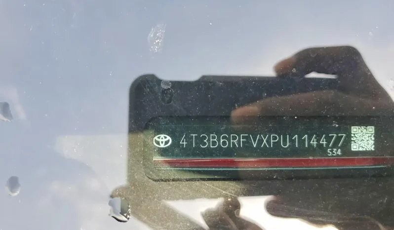 
								Toyota RAV4 Hybrid full									