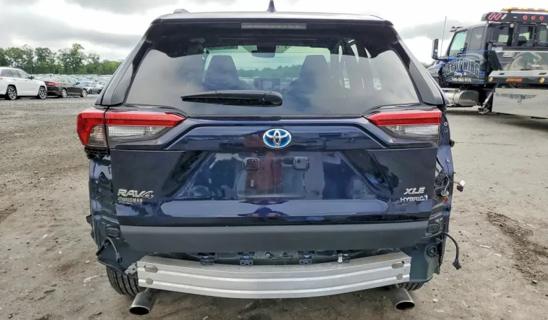 
								Toyota RAV4 full									