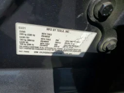 
										Tesla MODEL Y full									