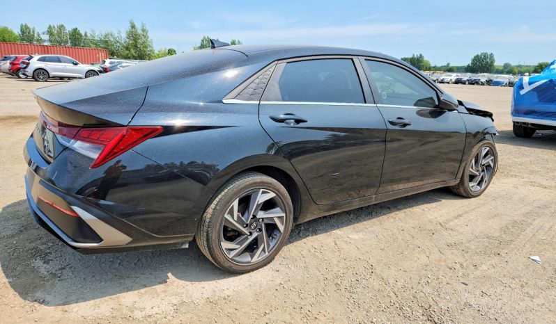
								HYUNDAI ELANTRA full									