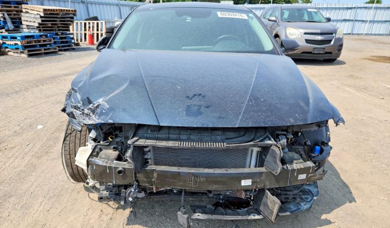 
								HYUNDAI ELANTRA full									