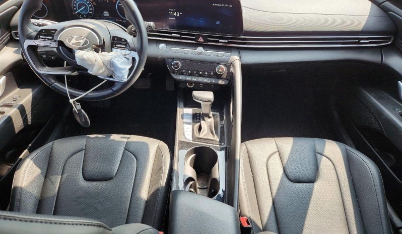 
								HYUNDAI ELANTRA full									