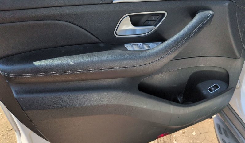 
								Mercedes-Benz GLE 350 4MATIC full									