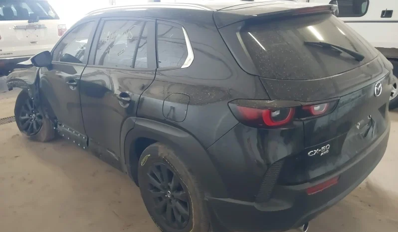 
								Mazda CX-50 full									