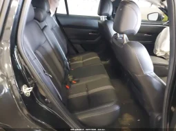 
										Mazda CX-50 full									
