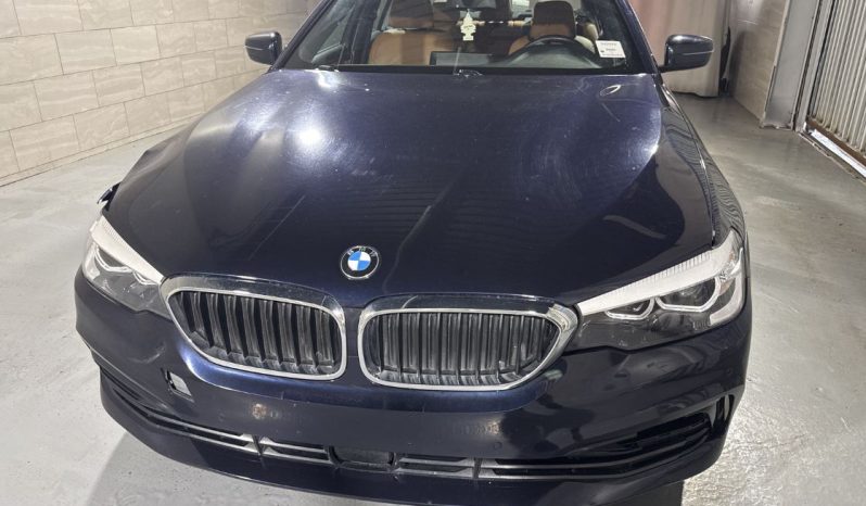 
								BMW 530 full									