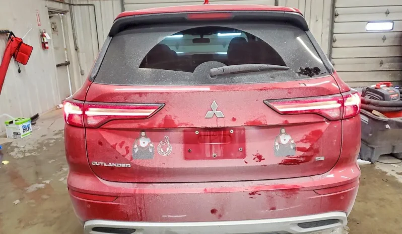 
								Mitsubishi Outlander full									