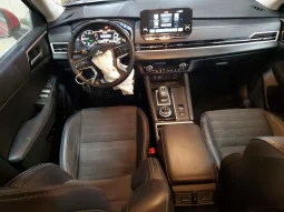 
										Mitsubishi Outlander full									