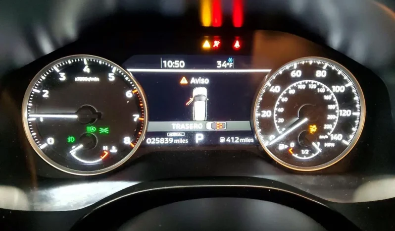 
								Mitsubishi Outlander full									