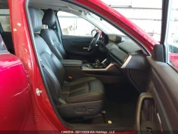 
										Mazda CX-90 full									