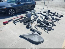 
										Lexus UX 250H full									