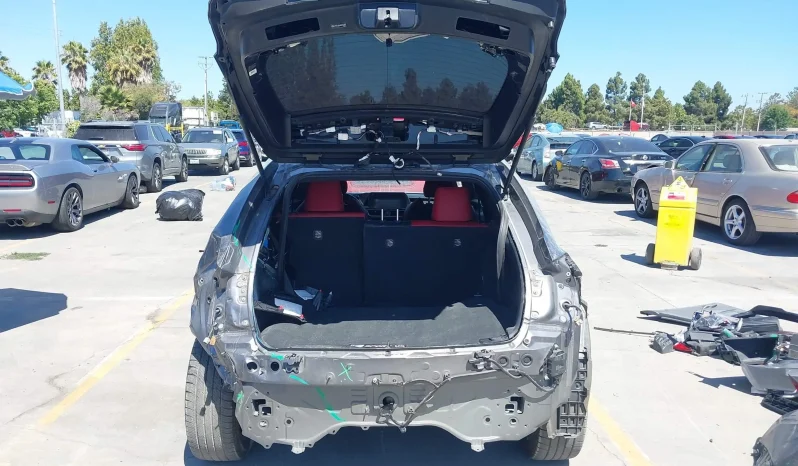 
								Lexus UX 250H full									