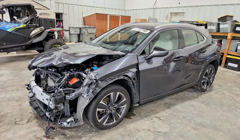 
								Lexus Ux full									
