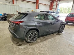 
										Lexus Ux full									