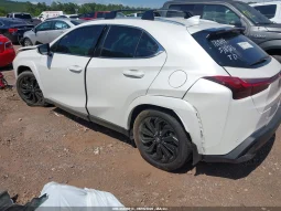 
										Lexus Ux 300h full									