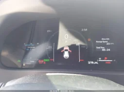 
										Lexus Ux 300h full									