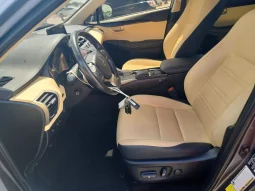 
										Lexus NX300 full									